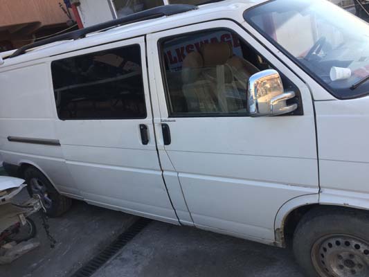 volkswagen transporter 1997-2001 çıkma yedek kapı
